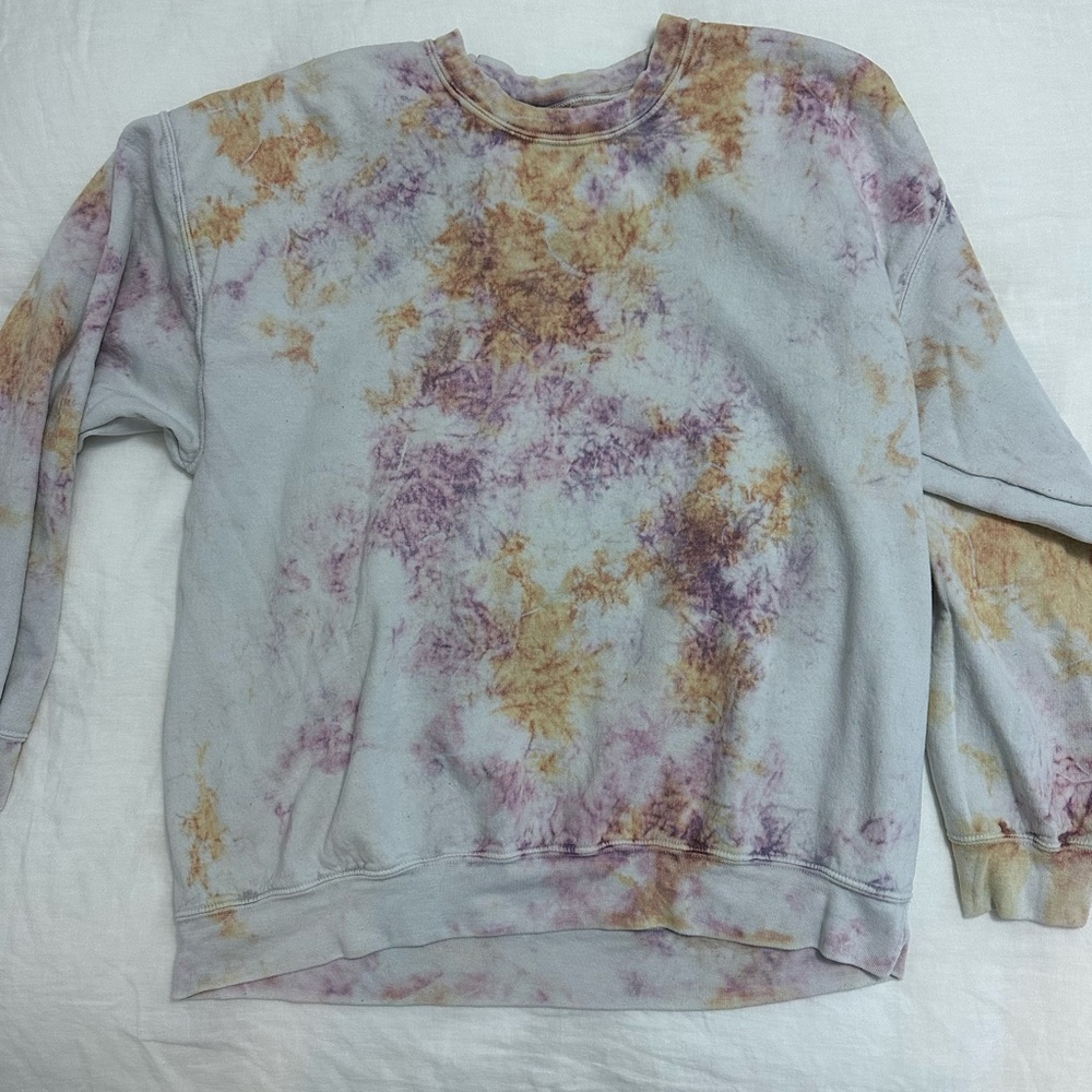 Urban outfitters- crew neck sweater